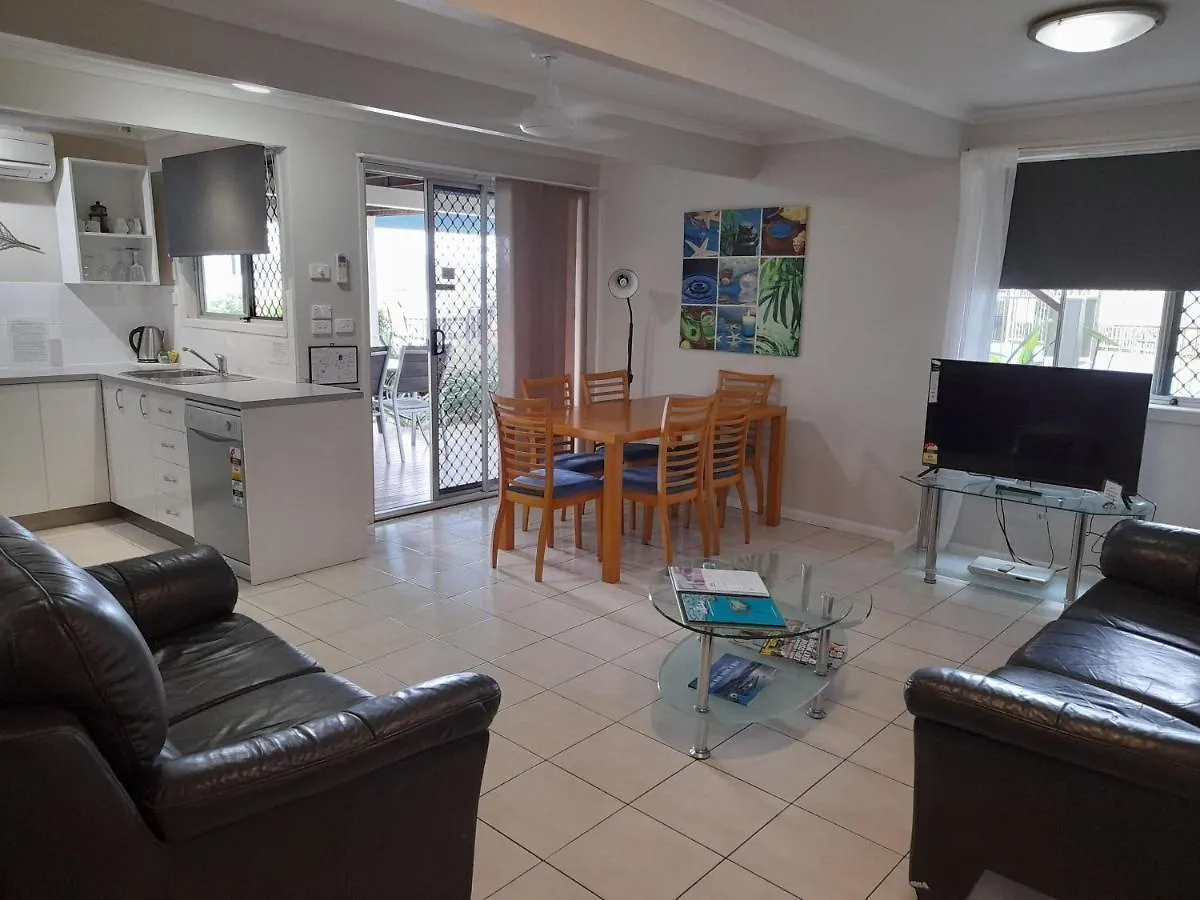 Airlie Apartments Airlie Beach Australien