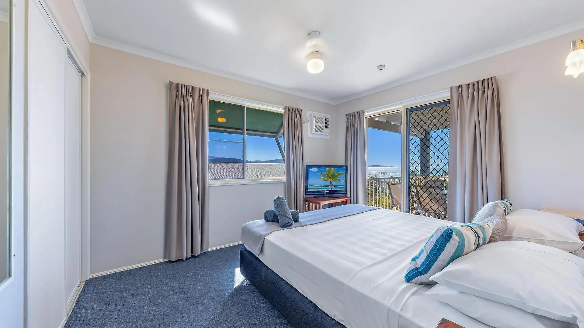 Aparthotel Airlie Apartments Airlie Beach
