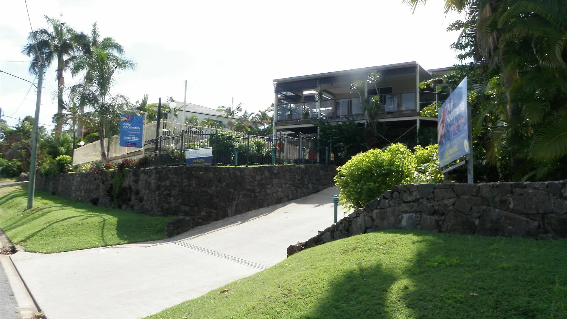 Ξενοδοχείο με διαμερίσματα Airlie Apartments Airlie Beach