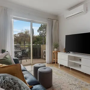 Carrington Views,3 Bedrooms, Cbd, Parking Holiday home Adelaide
