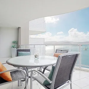 Aparthotel At Marina Shores, Airlie Beach