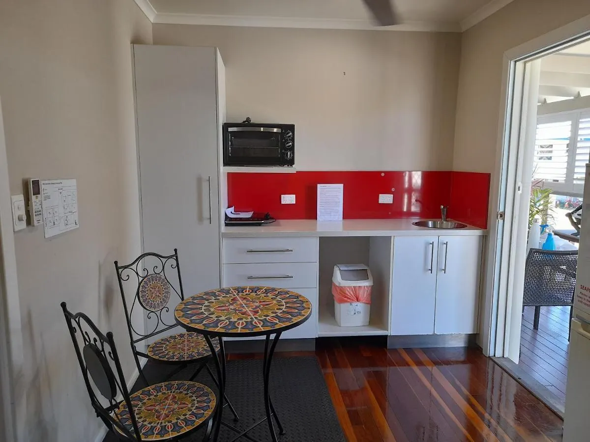 Airlie Apartments Airlie Beach 3*,