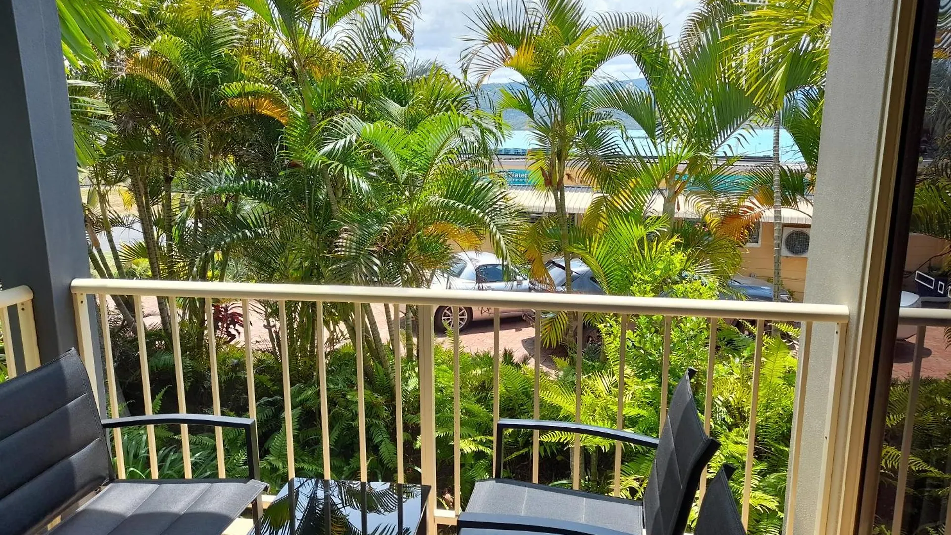 Airlie Apartments Airlie Beach Lägenhetshotell